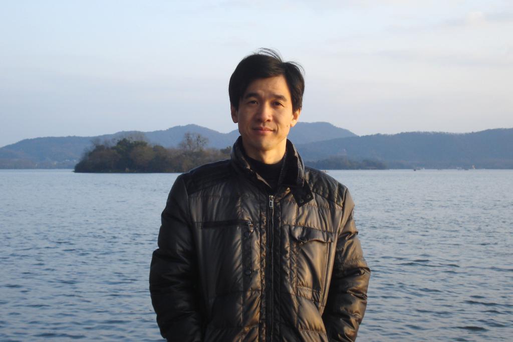 汪建军 90服装设计